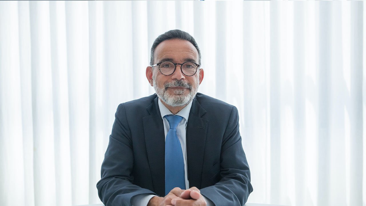 Un conseiller financier